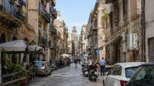 Living in Palermo, Italy – everyday street life in the historic center