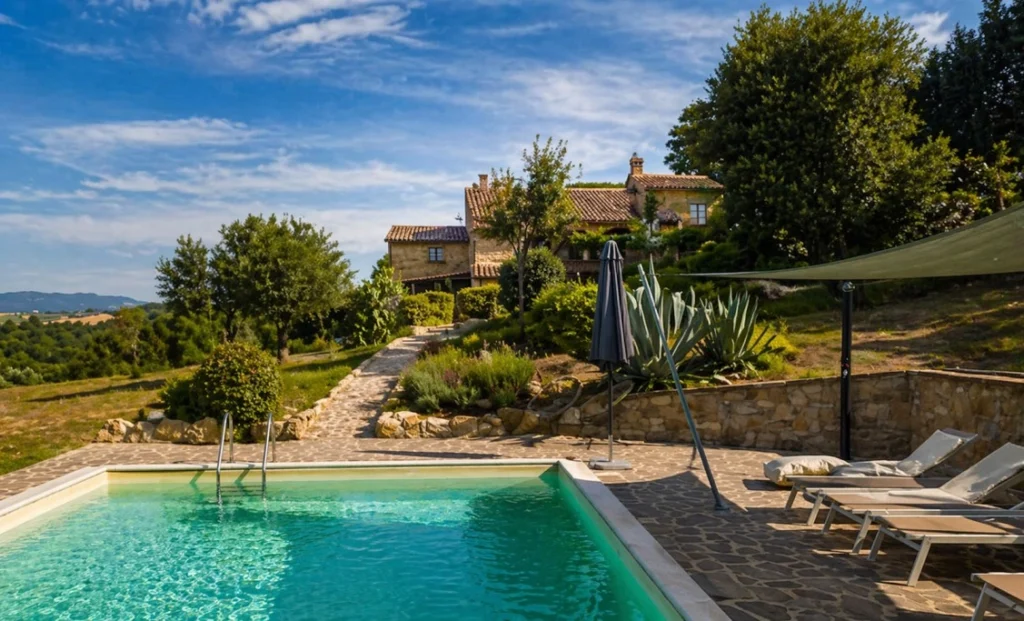 Villa Solisera coliving in Umbria with pool and countryside views